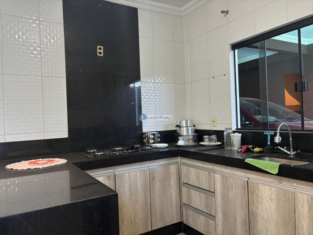 Casa no Arapoanga Próximo ao Supermercado Siqueira. (13)