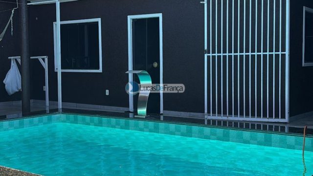 Casa no Arapoanga Próximo ao Supermercado Siqueira.