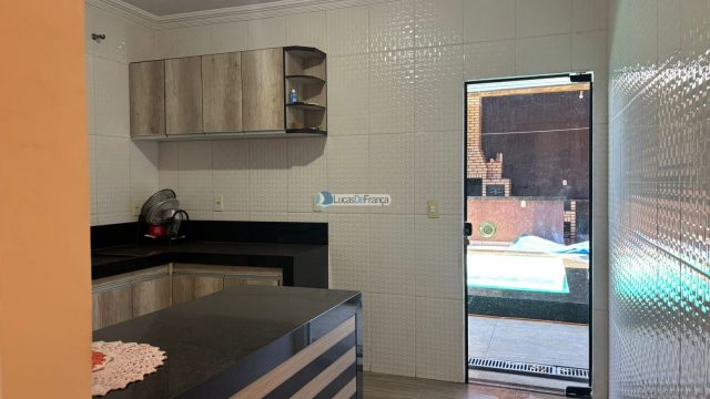 Casa no Arapoanga Próximo ao Supermercado Siqueira.