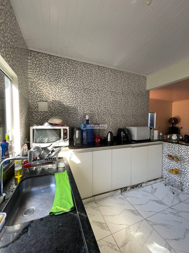 Casa no Arapoangas Próximo da padaria Esteves (16)