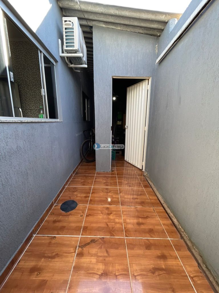 Casa no Arapoangas Próximo da padaria Esteves (8)