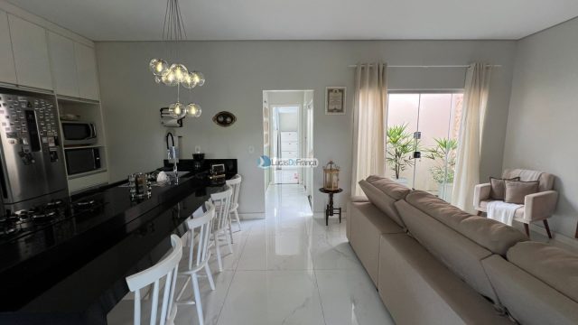CASA NO MELHOR CONDOMÍNIO DE PLANALTINA-DF – JARDIM DO ORIENTE