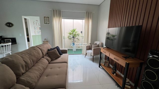 CASA NO MELHOR CONDOMÍNIO DE PLANALTINA-DF – JARDIM DO ORIENTE