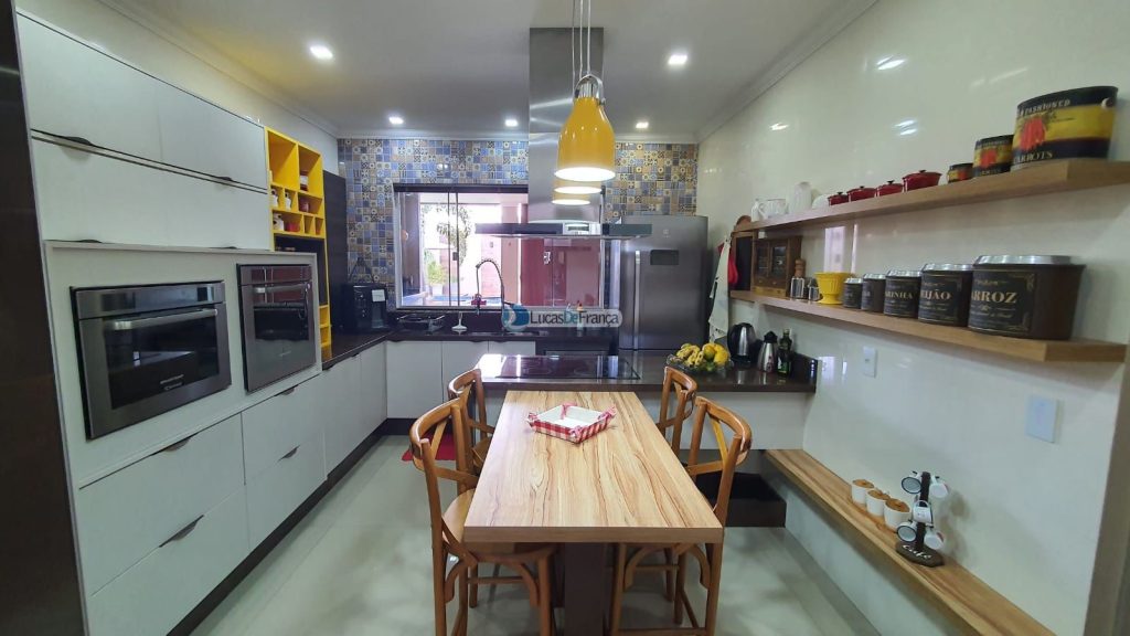 Casa no Setor Tradicional - Rua Gabriela Guimarães (10)