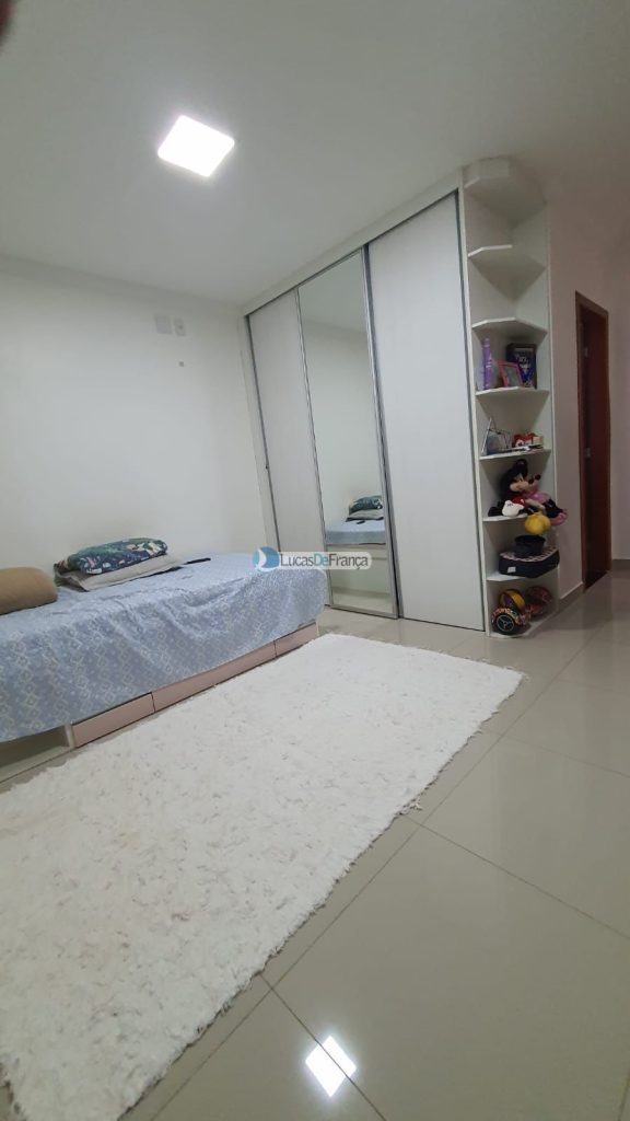 Casa no Setor Tradicional - Rua Gabriela Guimarães (14)
