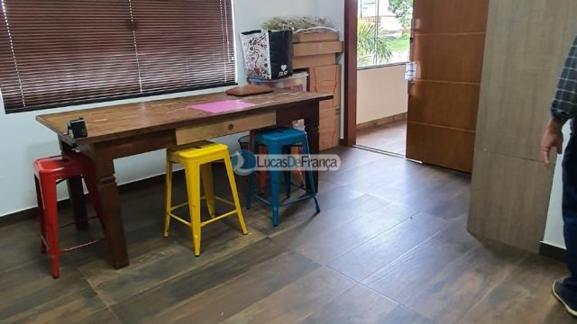 Casa no Setor Tradicional – Rua Gabriela Guimarães