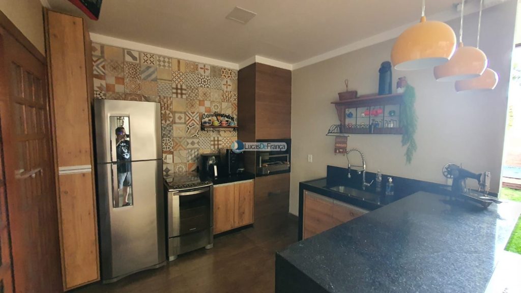 Casa no Setor Tradicional - Rua Gabriela Guimarães (21)