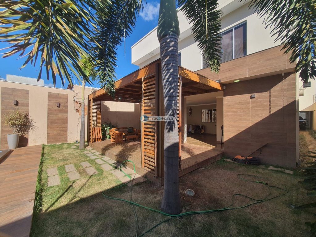 Casa no Setor Tradicional - Rua Gabriela Guimarães (6)