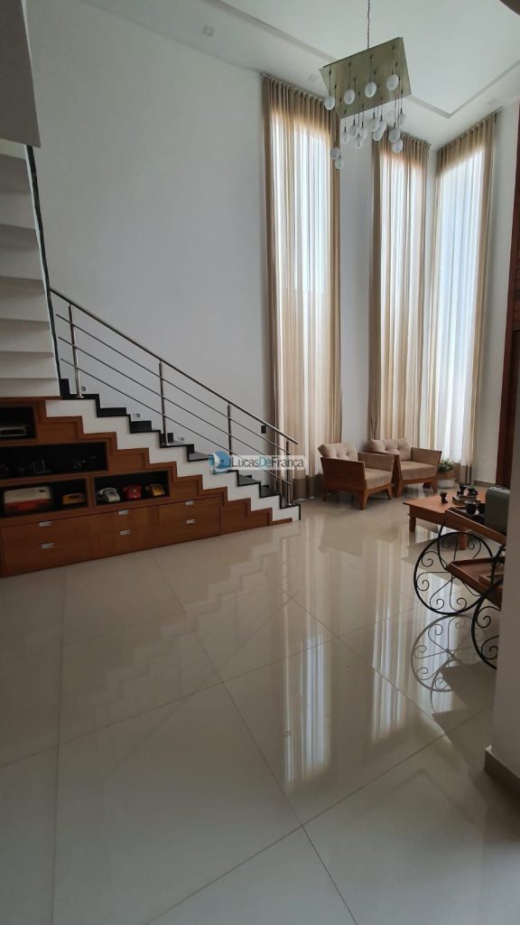 Casa no Setor Tradicional - Rua Gabriela Guimarães (7)