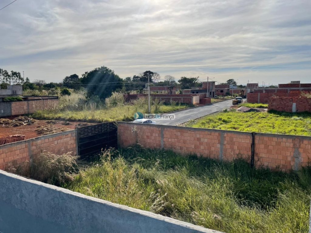 Excelente Casa de Pavimento no Condomínio Greenvillage (4)