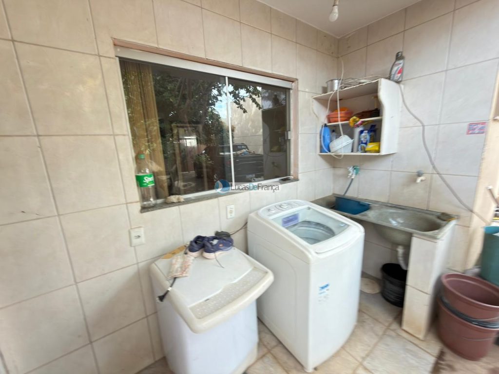 IMOBILIÁRIA LUCAS DE FRANÇA VENDE ESTE IMÓVEL — VILA BURITIS (4)