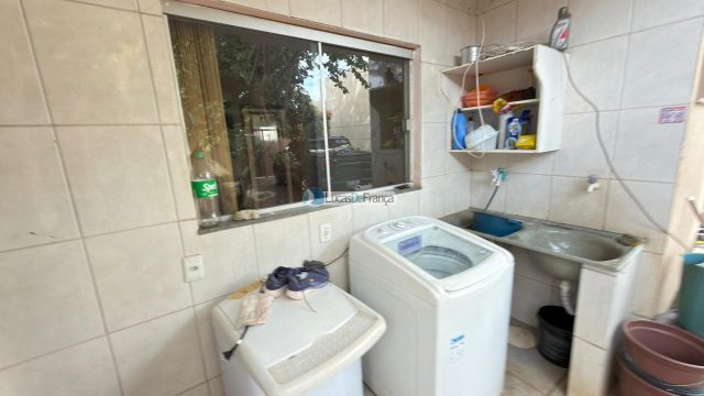 IMOBILIÁRIA LUCAS DE FRANÇA VENDE ESTE IMÓVEL — VILA BURITIS