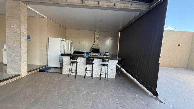 Predio à venda no coração do Arapoanga