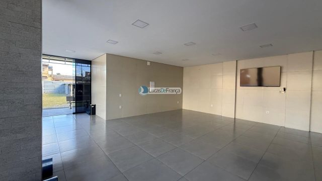 Predio à venda no coração do Arapoanga