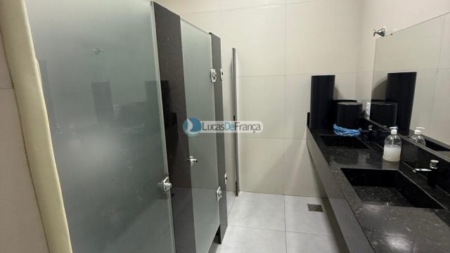 Predio à venda no coração do Arapoanga