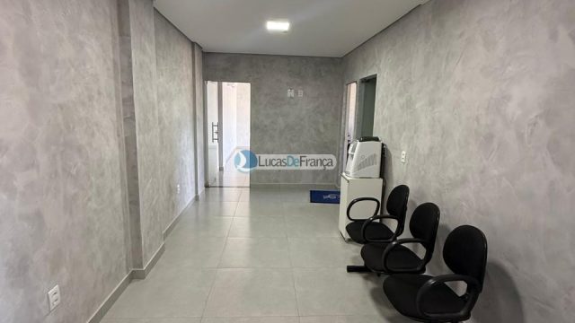 Predio à venda no coração do Arapoanga