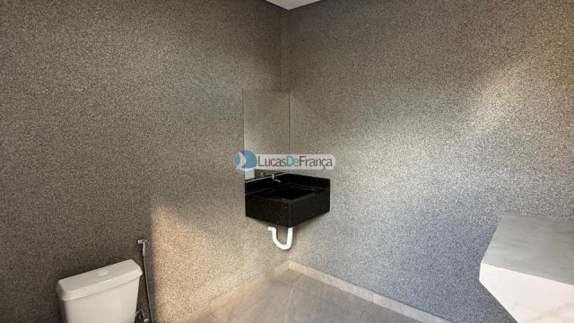 Predio à venda no coração do Arapoanga