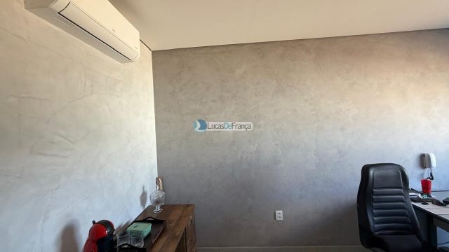 Predio à venda no coração do Arapoanga