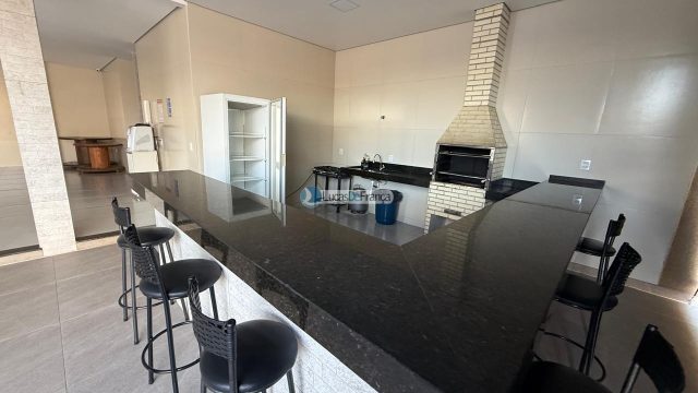 Predio à venda no coração do Arapoanga