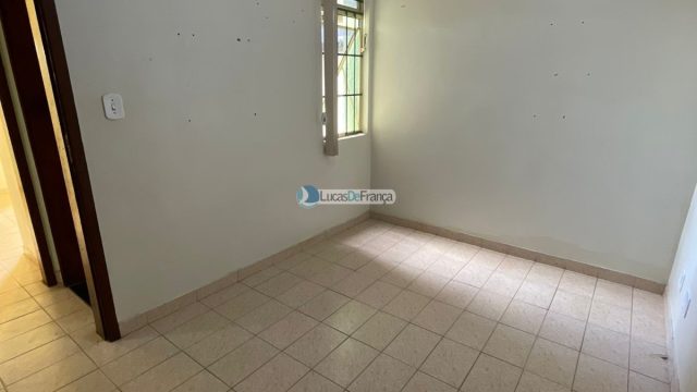 Apartamento na Quadra 01, Bloco M (1º Andar)