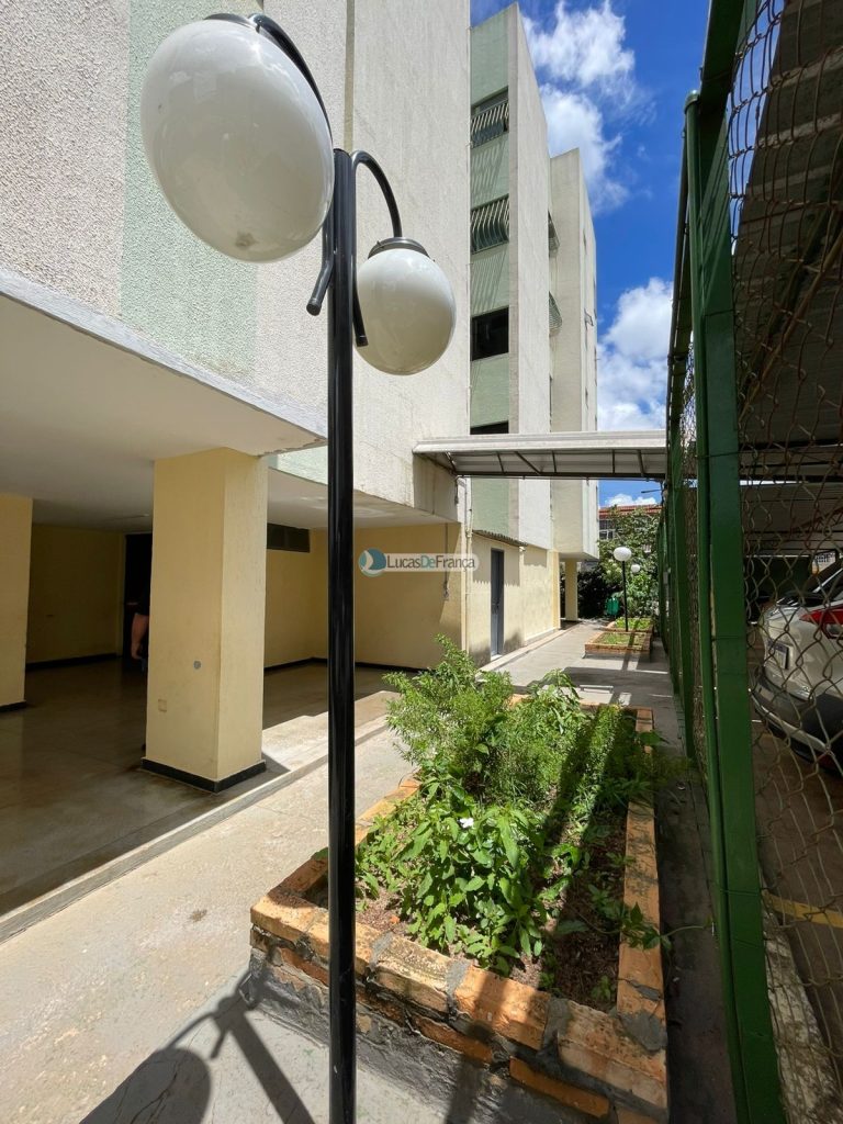 Apartamento na Quadra 01 Bloco M (19)