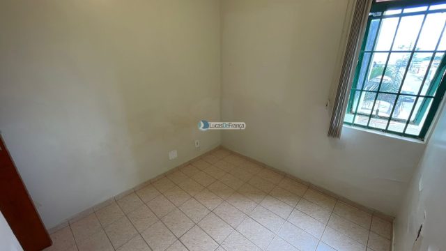 Apartamento na Quadra 01, Bloco M (1º Andar)