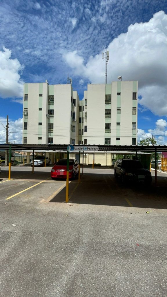 Apartamento na Quadra 01 Bloco M (32)