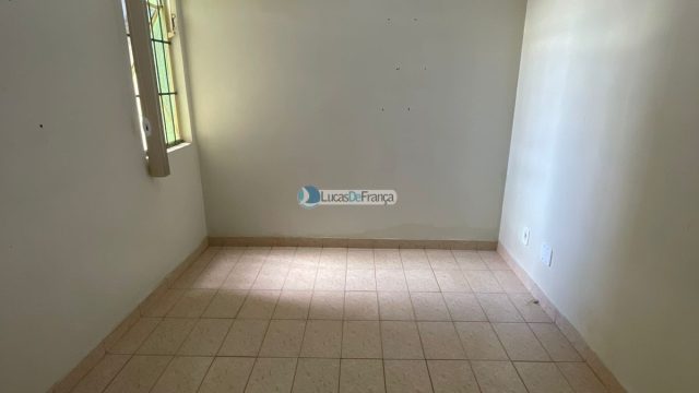 Apartamento na Quadra 01, Bloco M (1º Andar)