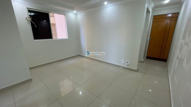 APARTAMENTO REFORMADO NA VILA BURITIS