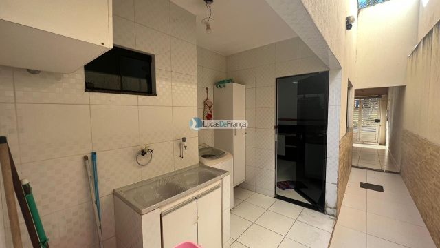 Casa na Vila Buritis Quadra 6 J. Próximo à escola