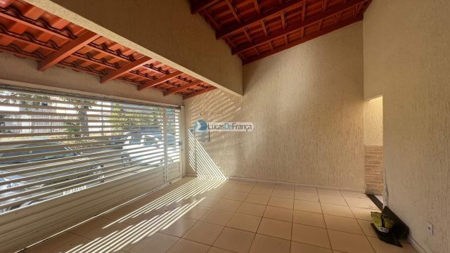 Casa na Vila Buritis Quadra 6 J. Próximo à escola