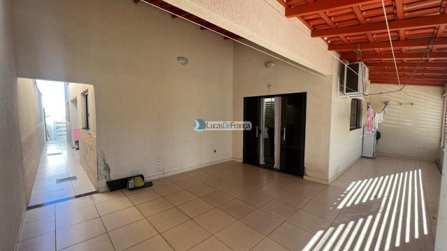 Casa na Vila Buritis Quadra 6 J. Próximo à escola