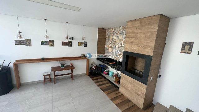 Casa na Vila Buritis Quadra 6 J. Próximo à escola