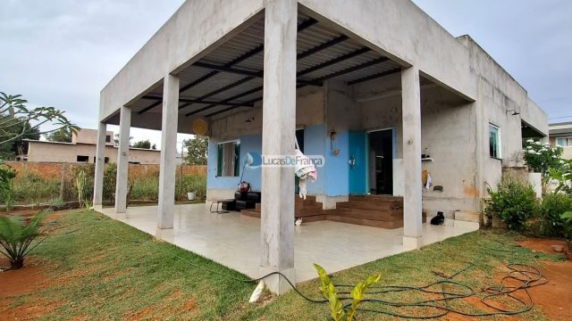 Casa no Condomínio Jardim Oriente