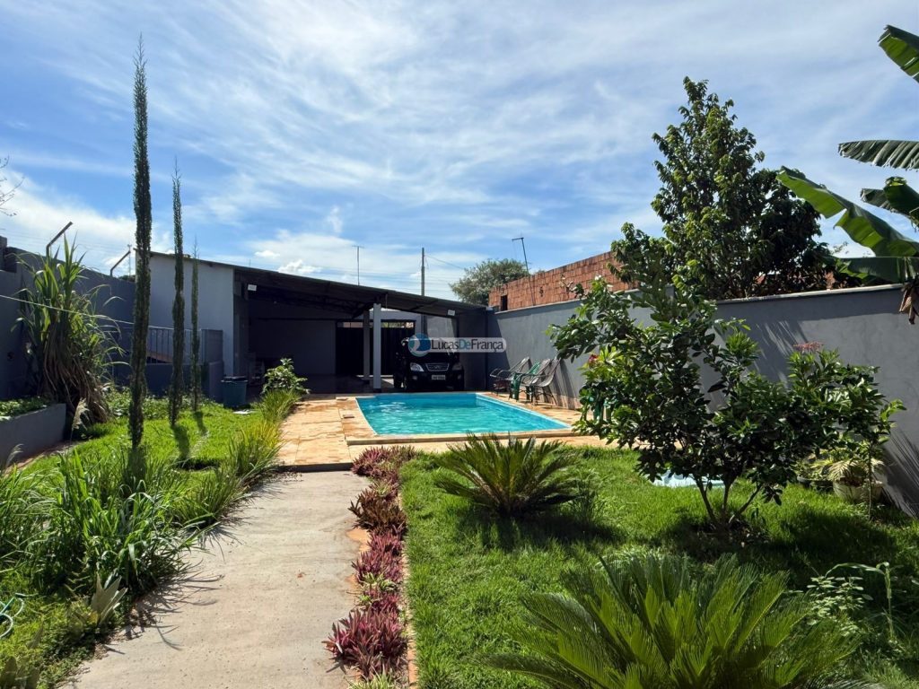 Casa à venda no Arapoangas – Quadra 17 (9)