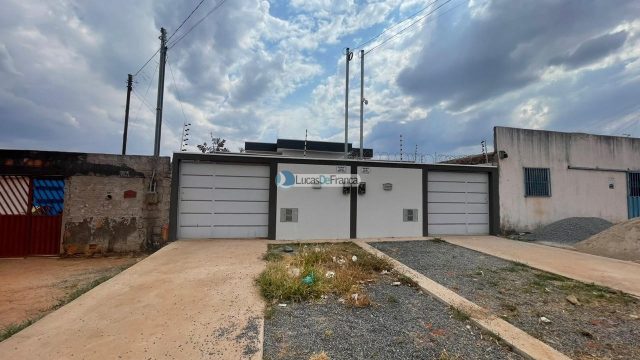 Casa em Planaltina GO Quadra 5 Mr9