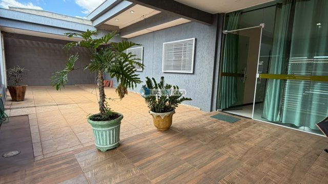 CASA MODERNA SETOR TRADICIONAL – PLANALTINA-DF