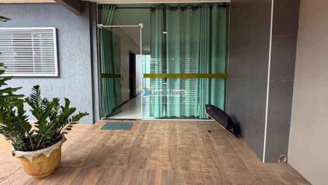 CASA MODERNA SETOR TRADICIONAL – PLANALTINA-DF