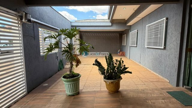 CASA MODERNA SETOR TRADICIONAL – PLANALTINA-DF