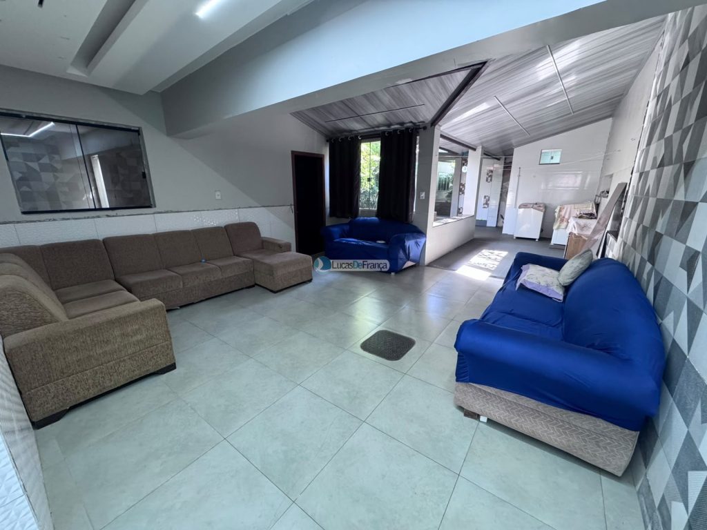 casa na avenida Hugo Lobo (26)