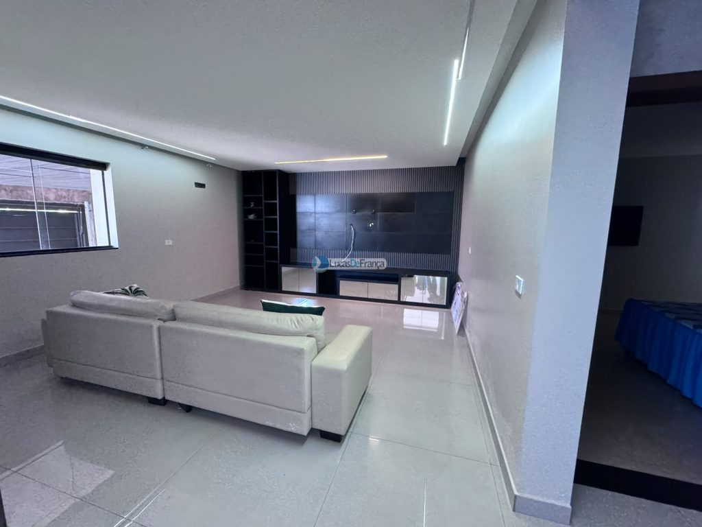 casa na avenida Hugo Lobo (54)