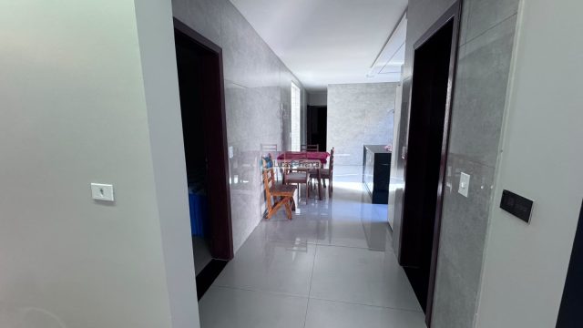 Casa na avenida Hugo Lobo