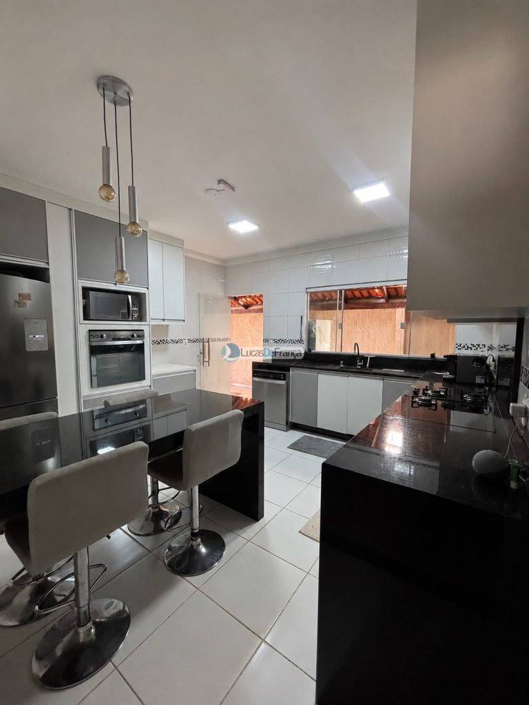 Casa no Setor de Mansões Itiquira (15)