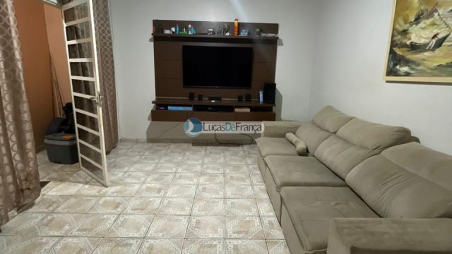 Excelente Imóvel na Avenida Marechal Deodoro – Quadra 36