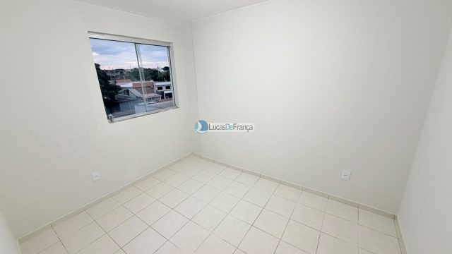 Apartamento na quadra 03 Bloco M 3 andar, com ELEVADOR e vista livre.