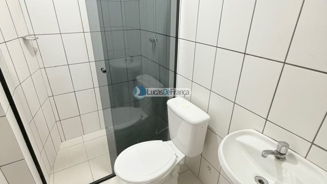 Apartamento na quadra 03 Bloco M 3 andar, com ELEVADOR e vista livre.