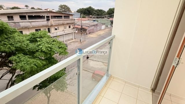 Apartamento na quadra 03 Bloco M 3 andar, com ELEVADOR e vista livre.