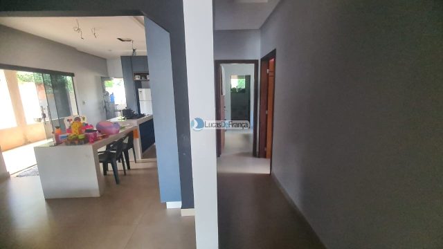 Casa com ampla área de 1.800 m² no Condomínio Núcleo Rural Sarandi