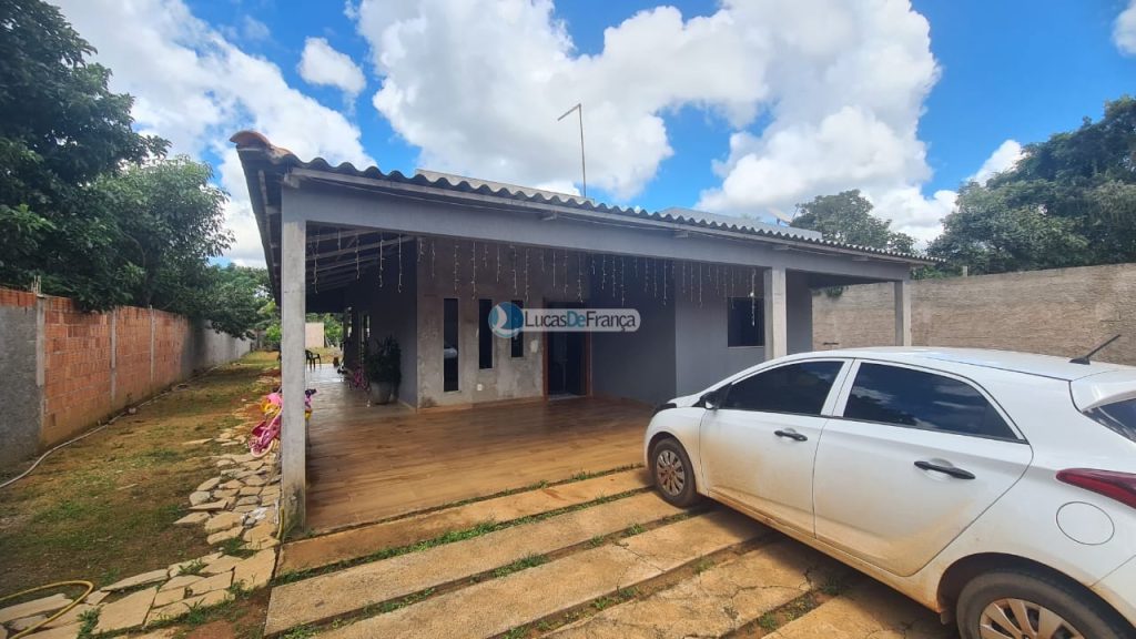 Casa com ampla área de 1.800 m no Condomínio Núcleo Rural Sarandi (14)