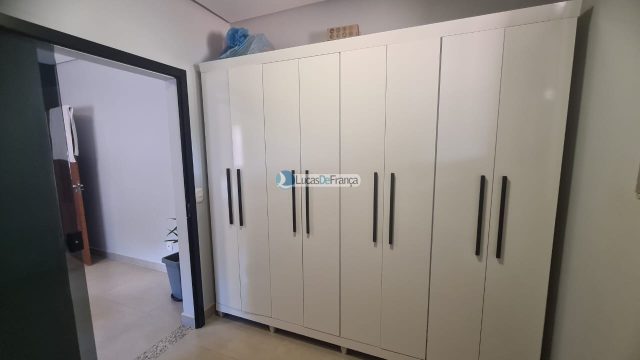 Casa com ampla área de 1.800 m² no Condomínio Núcleo Rural Sarandi